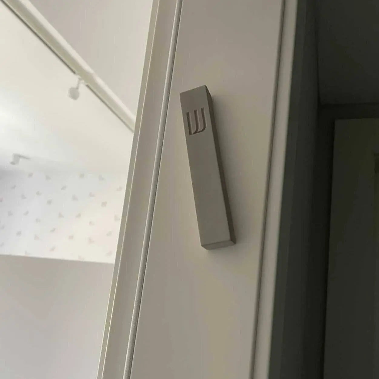 בית מזוזה בטון