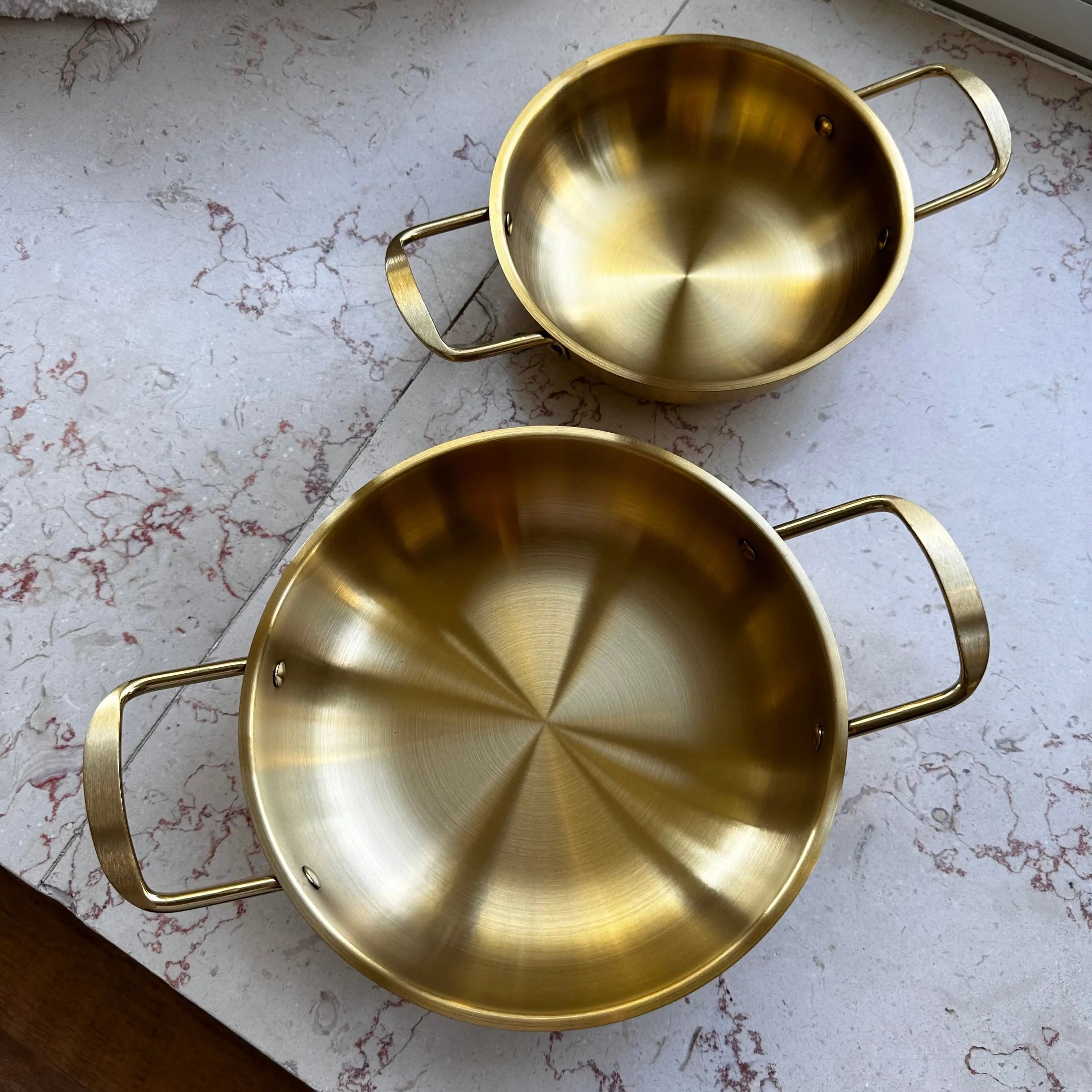 Golden serving plate L