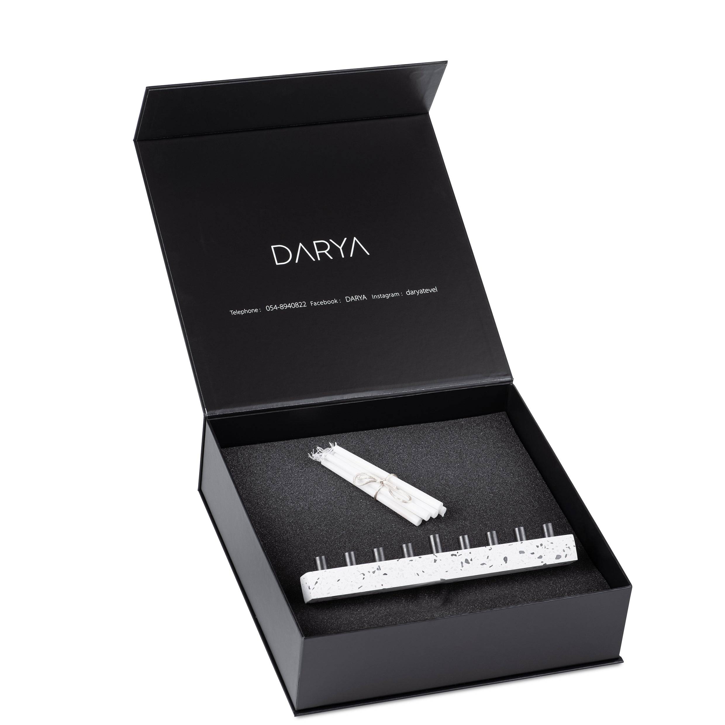 מארז מתנה- חנוכיה | 44 נרות