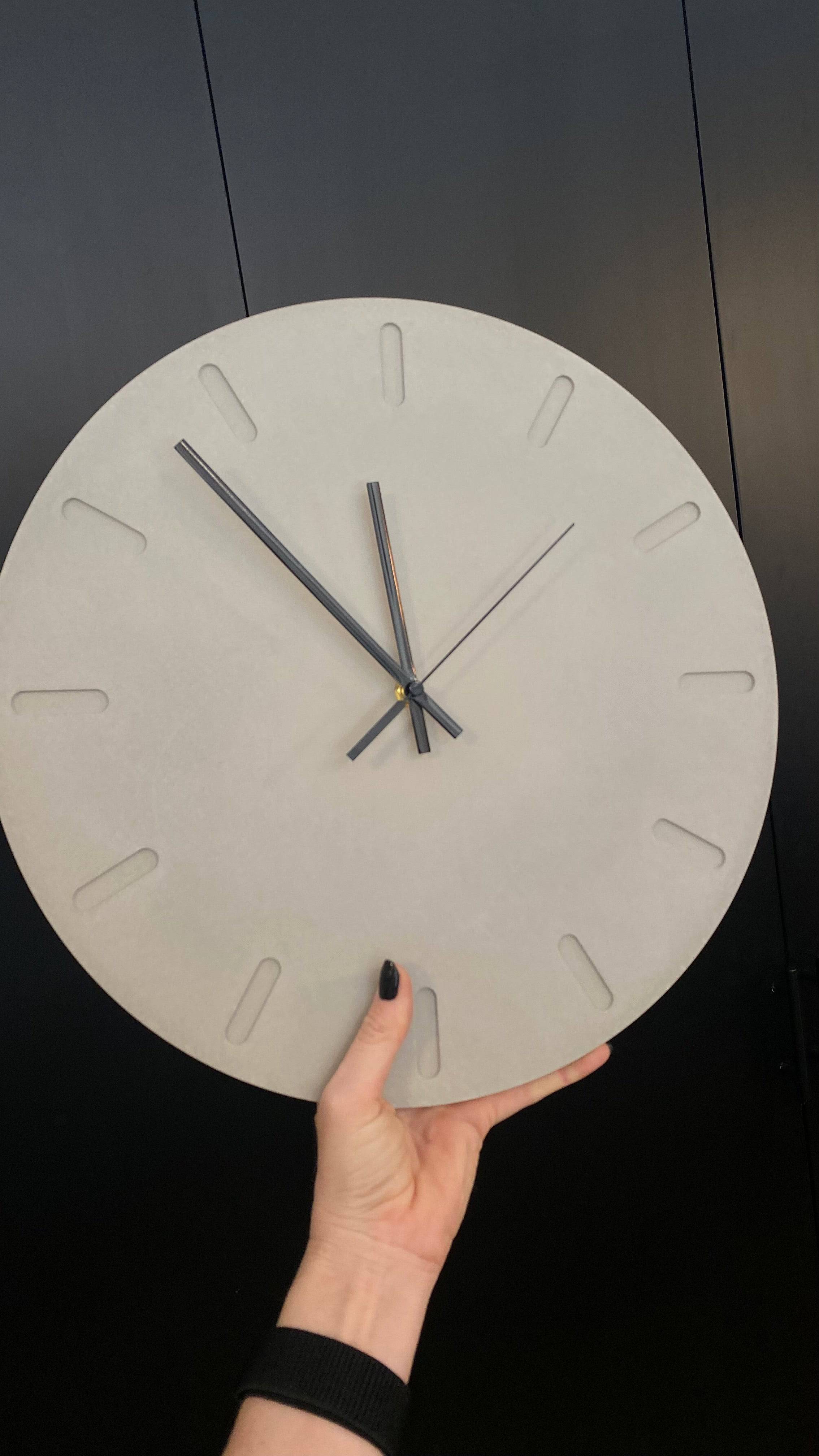 שעון קיר אפור-28