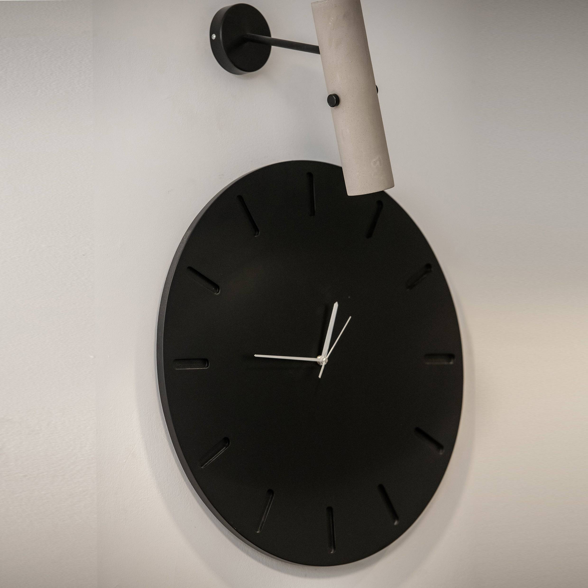 שעון קיר ענק 58 - שחור
