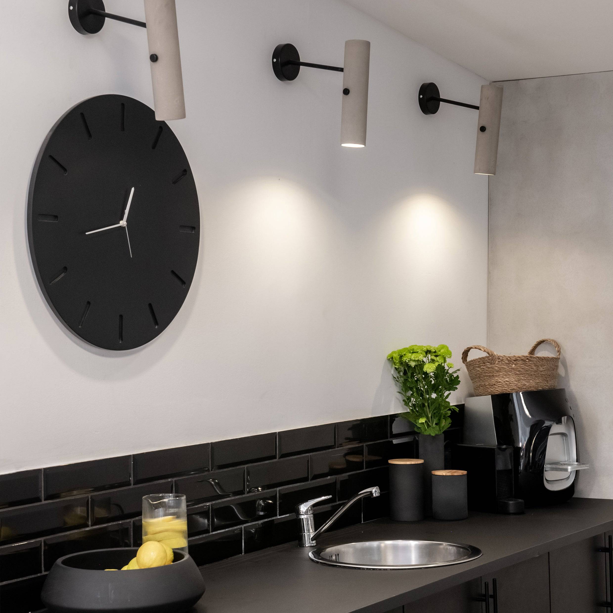 שעון קיר ענק 58 - שחור